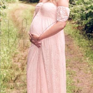 Maternity photo shoot dress